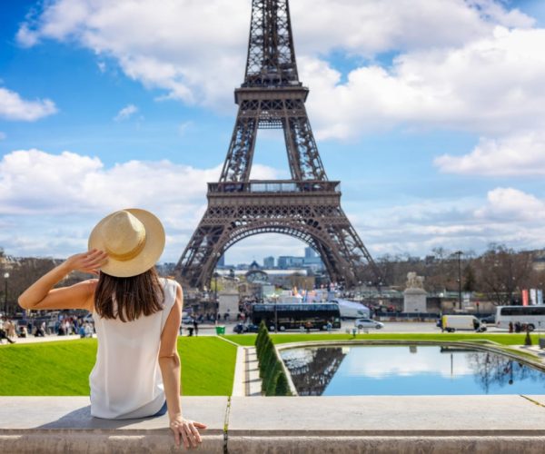 What NOT To Do In Paris: 8 First-Time Travel Mistakes To Avoid